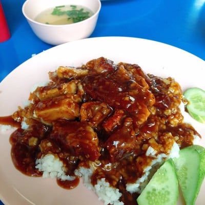 เมนูของร้าน ข้าวหมูแดงหมูกรอบ ศรีวัช เชิญชิม