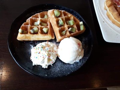 อาหาร หรือ เครื่องดื่ม