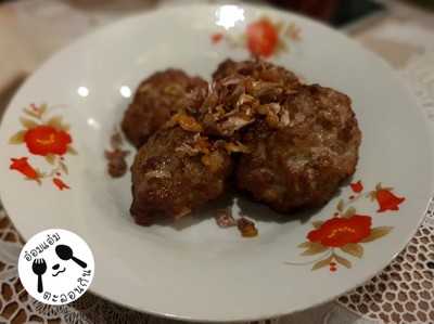 หมูปั้นรากบัวทอด