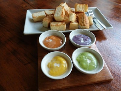 ขนมปังสังขยา 4 รส