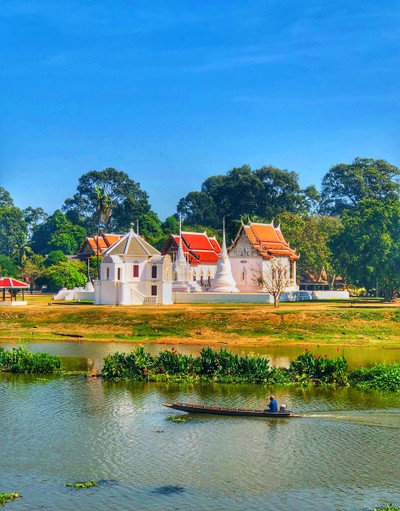 วันเดียวเที่ยวอุทัย