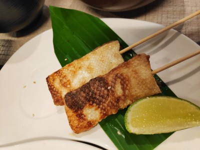 พุงแซลมอนย่าง