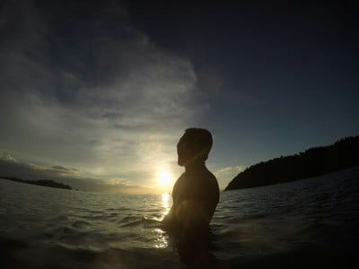 สระว่ายน้ำ/ชายหาด