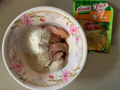 วิธีทำ ไก่ทอดงา วิธีทำ ไก่ทอดงา