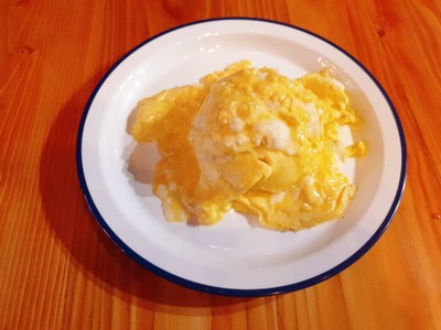 ข้าวไข่ข้น
