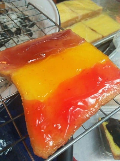 ขนมปังปิ้ง เนย_สามแยม