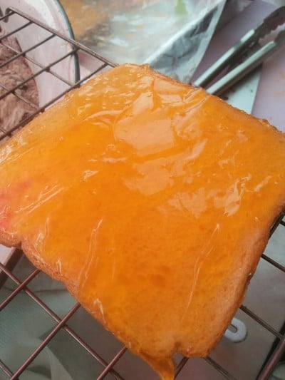 ขนมปังปิ้ง_แยมส้ม