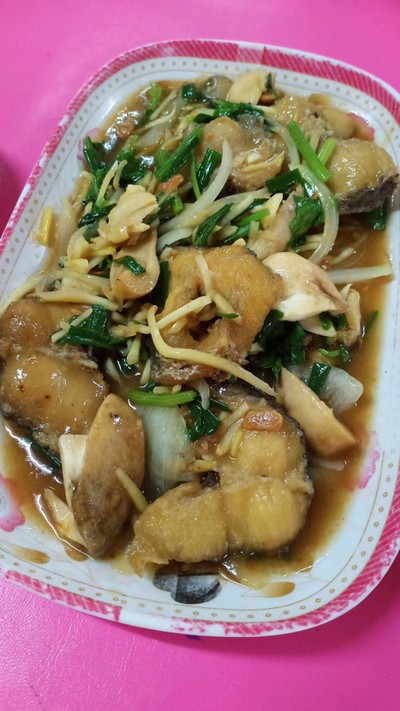 ปลาผัดขึ้นฉ่าย