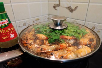 วิธีทำ กุ้งอบวุ้นเส้น วิธีทำ กุ้งอบวุ้นเส้น