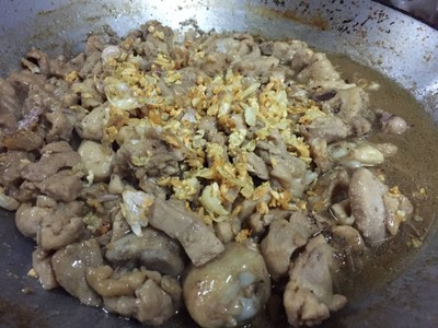 วิธีทำ ไก่ผัดกระเทียม วิธีทำ ไก่ผัดกระเทียม