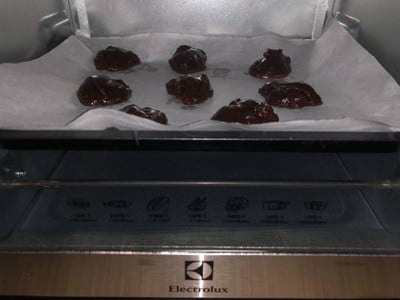 วิธีทำ Double Chocolate Chunk Cookie