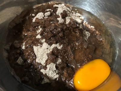 วิธีทำ Double Chocolate Chunk Cookie