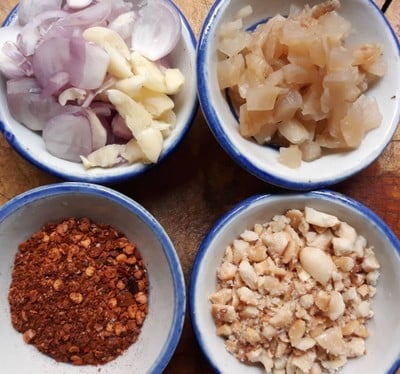 วิธีทำ ผัดไทยไข่ห่อ