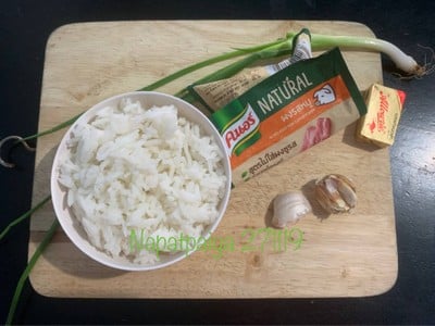 วิธีทำ ข้าวผัดกระเทียม