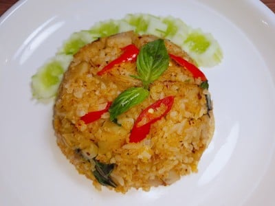 วิธีทำ ข้าวผัดน้ำพริกเผา