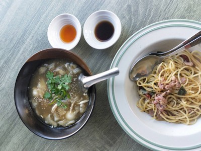 Chef Neng Street Foods (เชฟเหน่ง สตรีทฟู๊ด) Chef Neng Street Foods (เชฟเหน่ง สตรีทฟู๊ด)