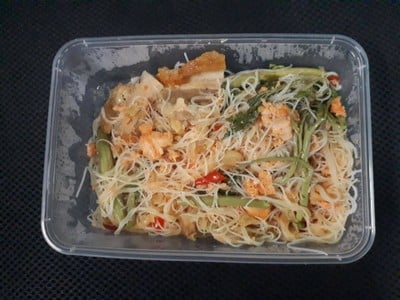 หมี่ผัดกระเฉด