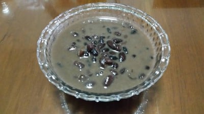ขนมสาคูถั่วดำ