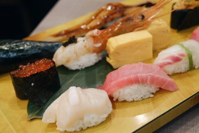 อาหาร หรือ เครื่องดื่ม