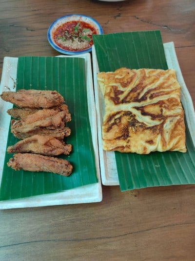 อาหาร หรือ เครื่องดื่ม