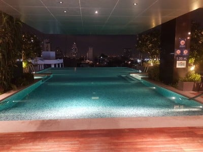 โรงแรมซัมเมอร์เซ็ทสุขุมวิททองหล่อ
