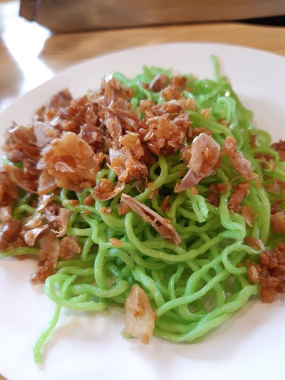 หมูสองชั้น สันกำแพง หมูสองชั้น สันกำแพง