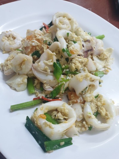 อาหาร หรือ เครื่องดื่ม