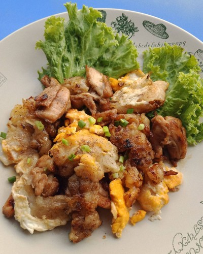 ก๋วยเตี๋ยวคั่วไก่พริกเกลือ