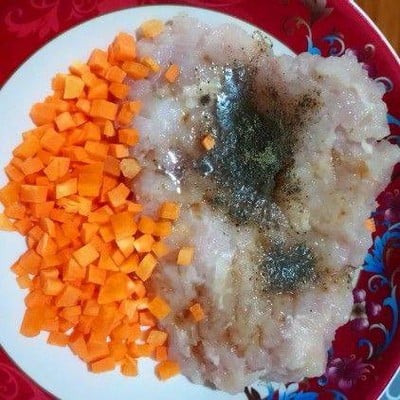 วิธีทำ กะหล่ำปลียัดไส้อกไก่สับตุ๋นเห็ดหอม