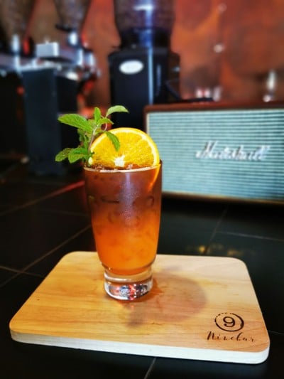 Nine Bar Coffee Roaster (ไนท์บาร์คอฟฟี่โรสเตอร์) Nine Bar Coffee Roaster (ไนท์บาร์คอฟฟี่โรสเตอร์)