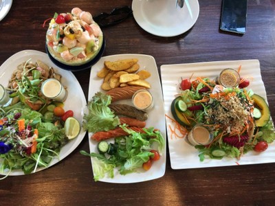 อาหาร หรือ เครื่องดื่ม