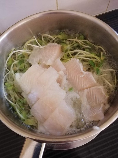 วิธีทำ หมาล่าต้มปลาเนื้อขาว