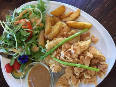 อาหาร หรือ เครื่องดื่ม