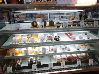 อาหาร หรือ เครื่องดื่ม