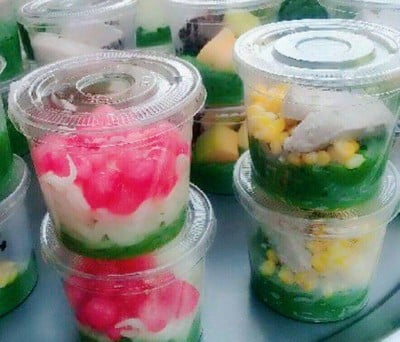 ขนมหวานแม่อ้วน ตลาดสดปากน้ำ ขนมหวานแม่อ้วน ตลาดสดปากน้ำ