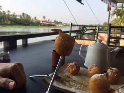 อาหาร หรือ เครื่องดื่ม