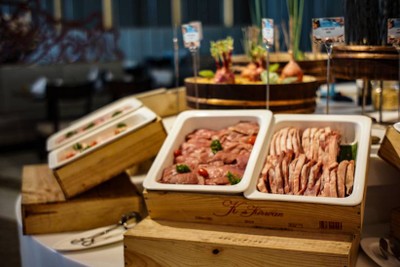 อาหาร หรือ เครื่องดื่ม