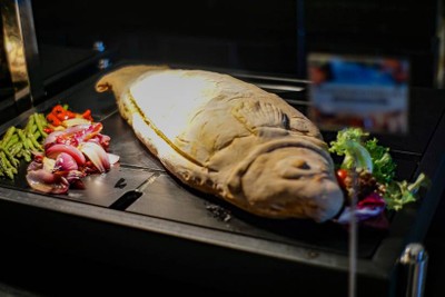 อาหาร หรือ เครื่องดื่ม