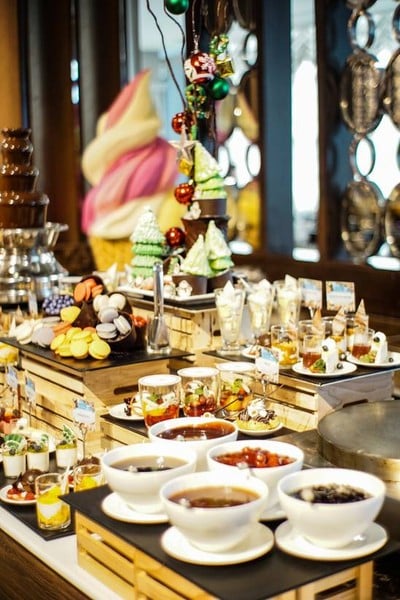 อาหาร หรือ เครื่องดื่ม