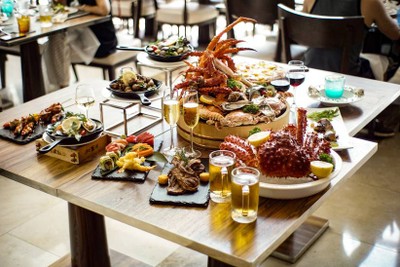 อาหาร หรือ เครื่องดื่ม