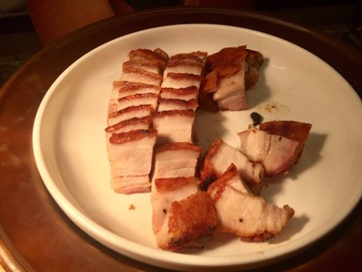 หมูกรอบ