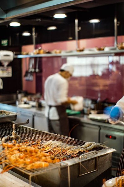 อาหาร หรือ เครื่องดื่ม