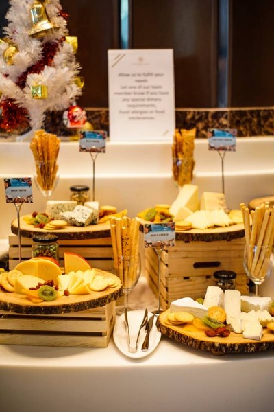 อาหาร หรือ เครื่องดื่ม