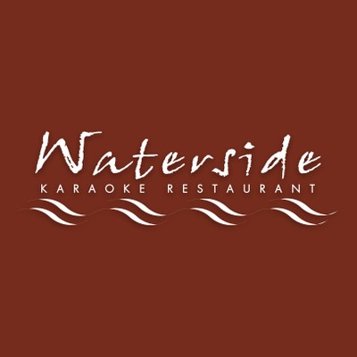 ทีมงานร้าน Waterside Karaoke Restaurant