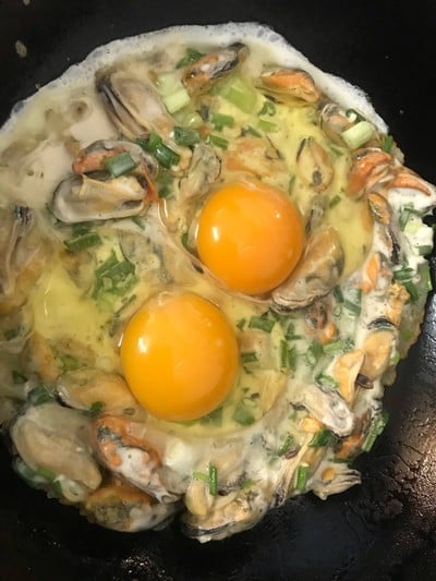 วิธีทำ หอยทอด กรอบนอก นุ่มใน ไม่อมน้ำมัน