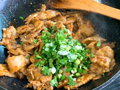 วิธีทำ ลาบหมูสามชั้น วิธีทำ ลาบหมูสามชั้น