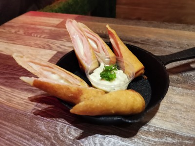 Spring Roll แฮมชีส