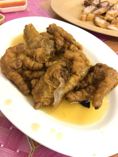 ตีนไก่ตุ๋น