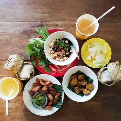 เมนูของร้าน อองตอง ข้าวซอย ราชพฤกษ์