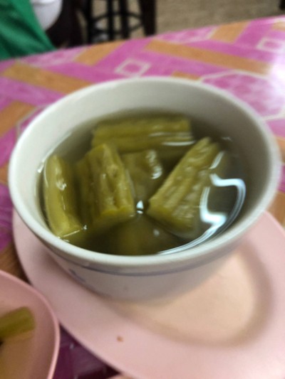 มะระตุ๋นซี่โครงหมู